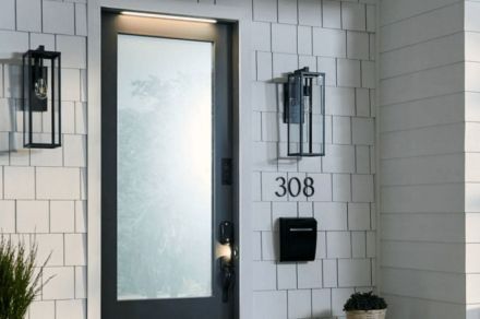 This $4,000 tremendous door comes packing a Ring video doorbell and Yale tremendous lock