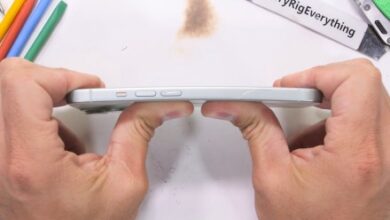 Gaze how the iPhone 15 handles the bend test that busted the Expert Max