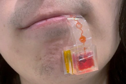 Seeing food in VR games? This sensor will keep the valid taste in your mouth