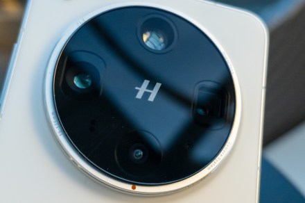 I tested Galaxy S25 Ultra and Derive X8 Ultra cameras, this one wins